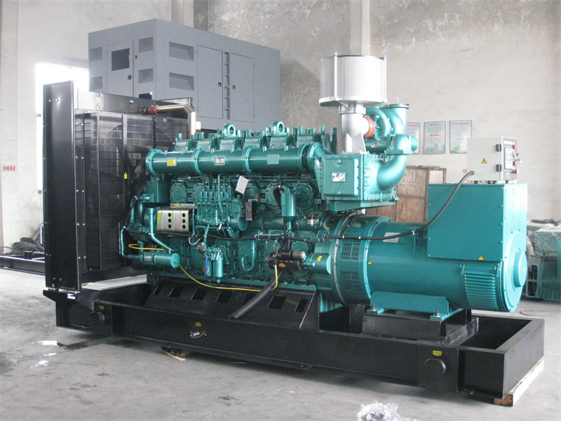 株洲200KW 柴油发电机的油耗是多少?